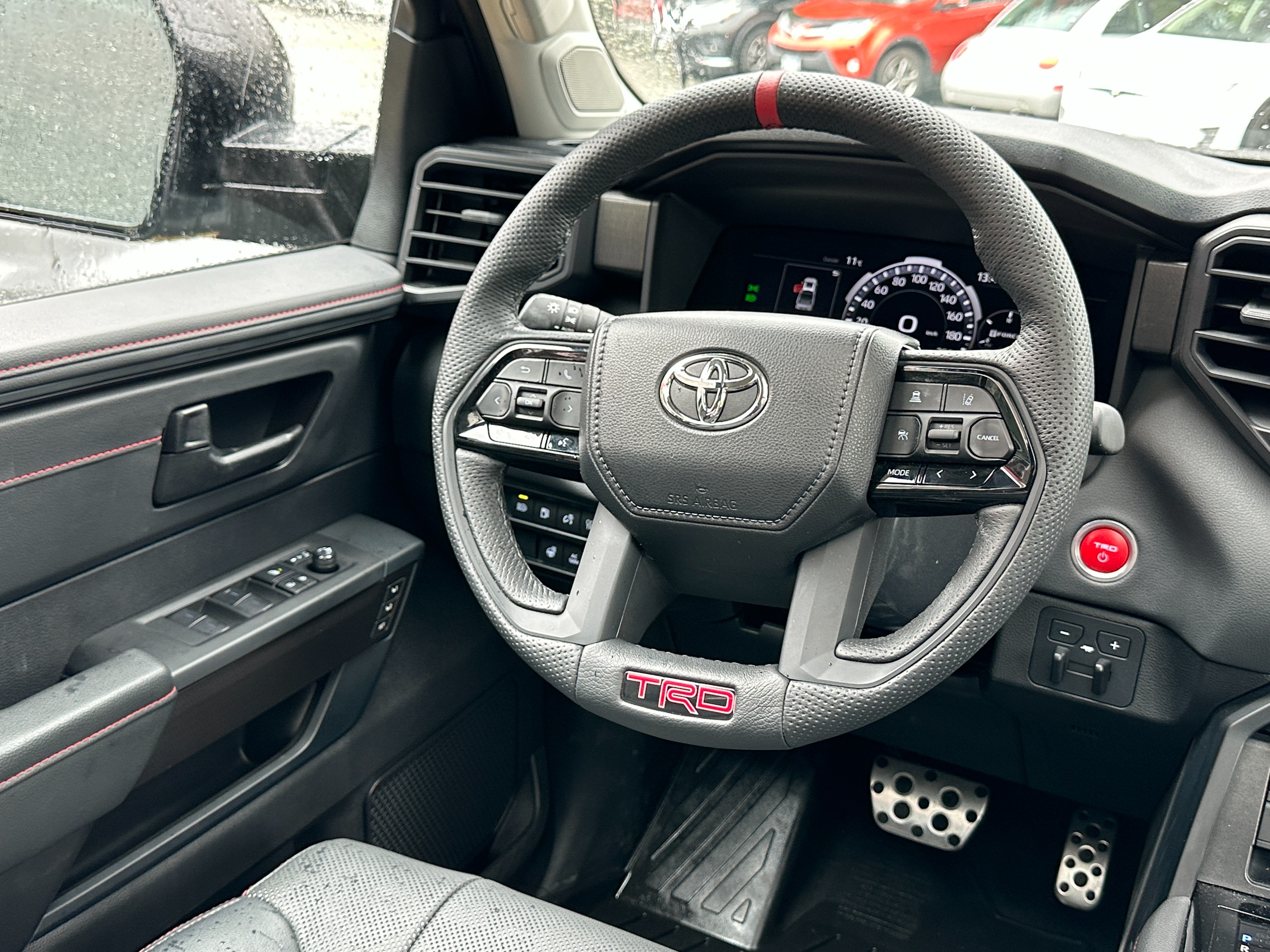 2023 Toyota Tundra - Image 12